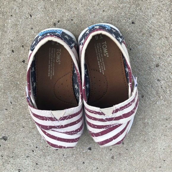 Toms Stars and Stripes - Picture 2 of 3